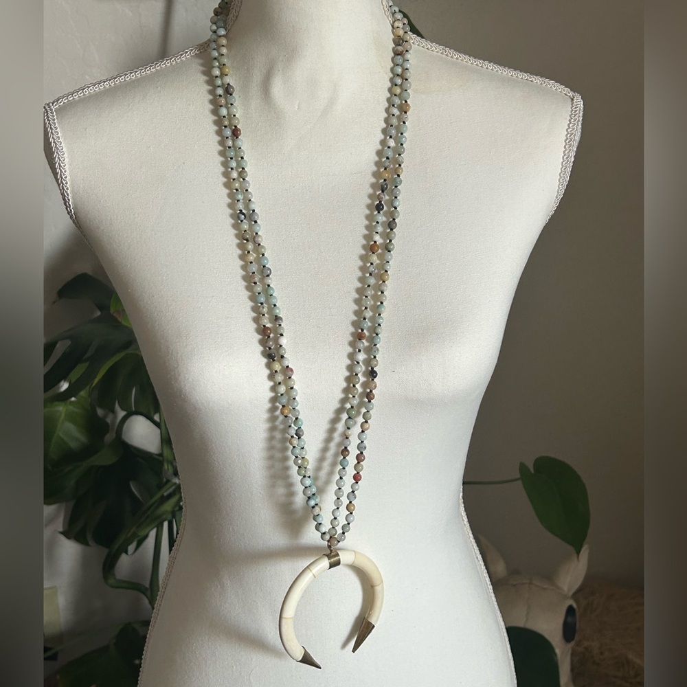 Vintage Polished Genuine Jasper Gemstones Large Carved Crescent Moon Necklace